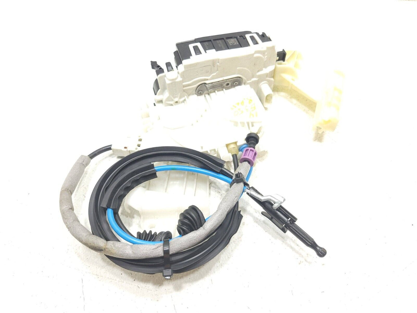 11 - 16 Mercedes E350 W212 Door Lock Latch Actuator Rear Right Pass Side OEM