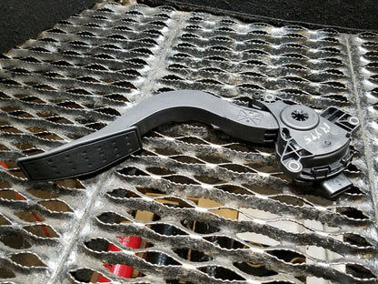 17 18 19 20 Cadillac Xt5 Accelerator Gas Pedal OEM 34k