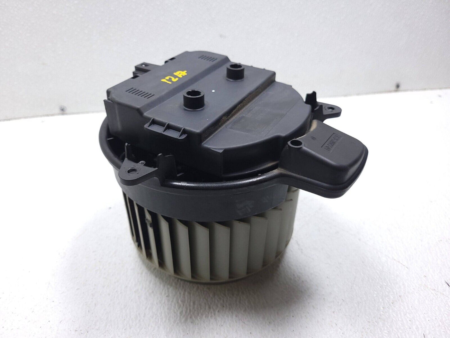 12 13 14 15 16 17 Audi A7 Blower Motor OEM