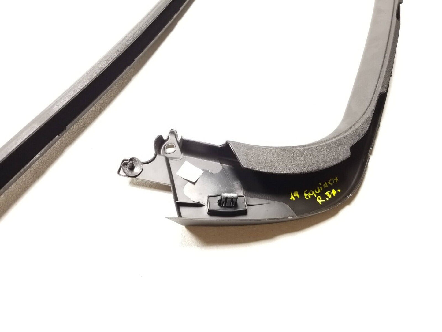 18 19 20 21 Chevrolet Equinox Door Window Frame Trim Molding Cover 4pcs OEM