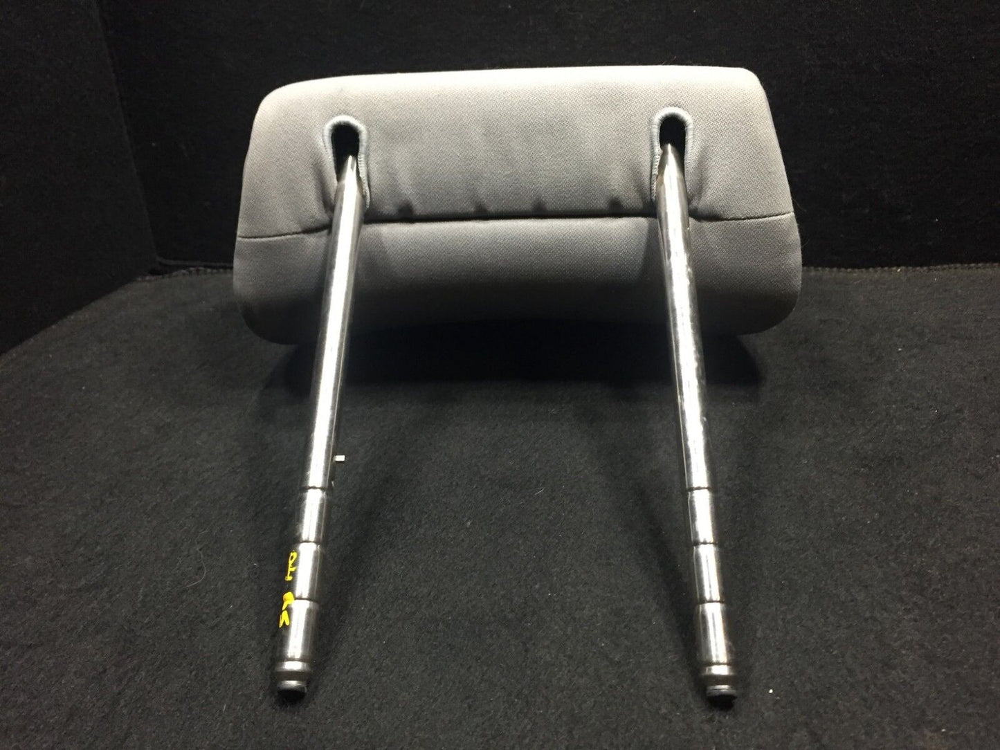 2002 2003 2004 VW Passat B5 Front Left Driver Seat Headrest / Head Rest OEM D23