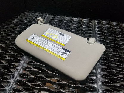 16 17 18 19 Nissan Rogue Passenger Right Sun Visor OEM