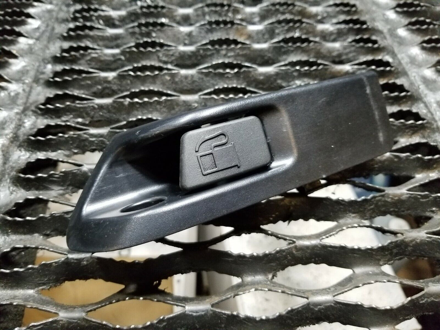 11 12 13 14 15 16 Scion Tc Fuel Tank Door Release Handle OEM