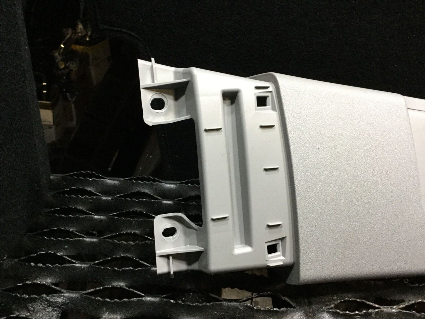 05 06 07 08 09 Toyota Prius Right Pass Center Seatbelt Upper B Pillar Trim  OEM