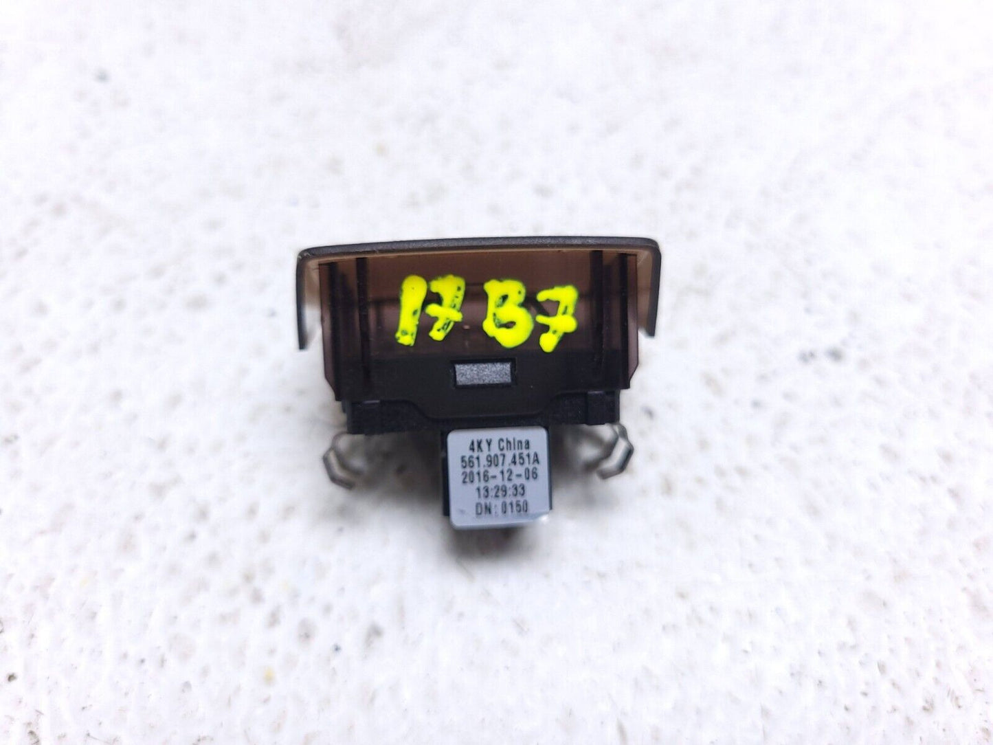 12-19 Volkswagen Passat B7 Dash Sun Light Sensor 561907451a OEM