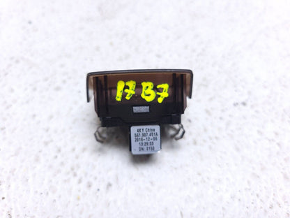 12-19 Volkswagen Passat B7 Dash Sun Light Sensor 561907451a OEM