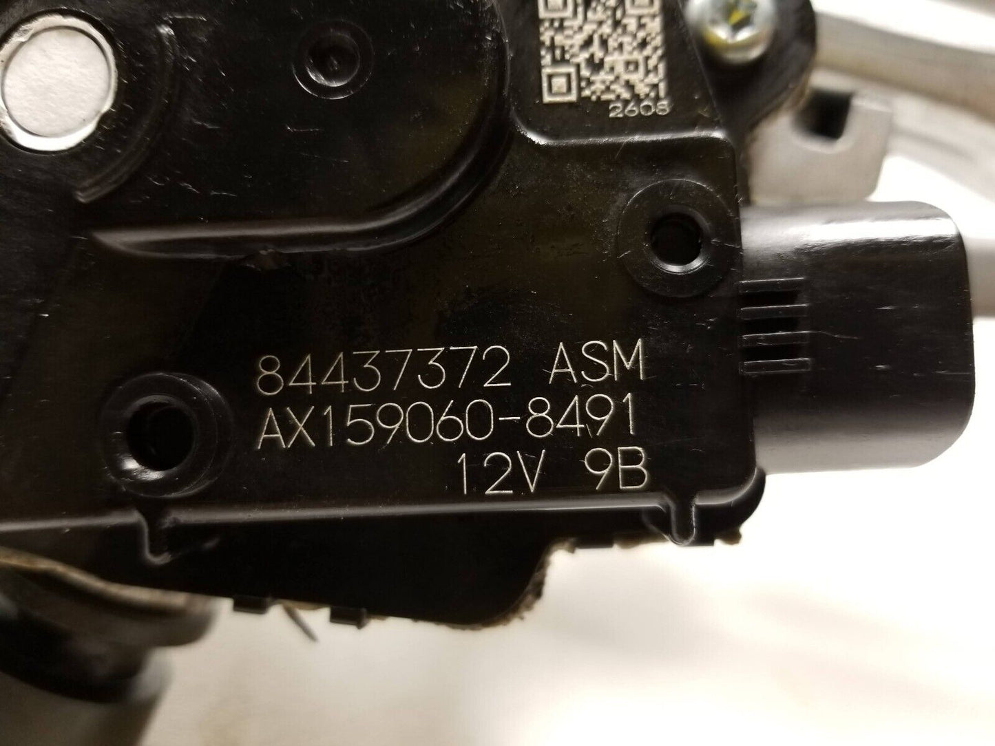 18 19 20 21 Chevrolet Equinox Windshield Wiper Motor W/ Linkage OEM