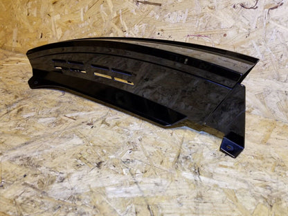 07 08 09 10 11 12 13 14 Escalade Right Passenger Rear Applique D-pillar Trim OEM