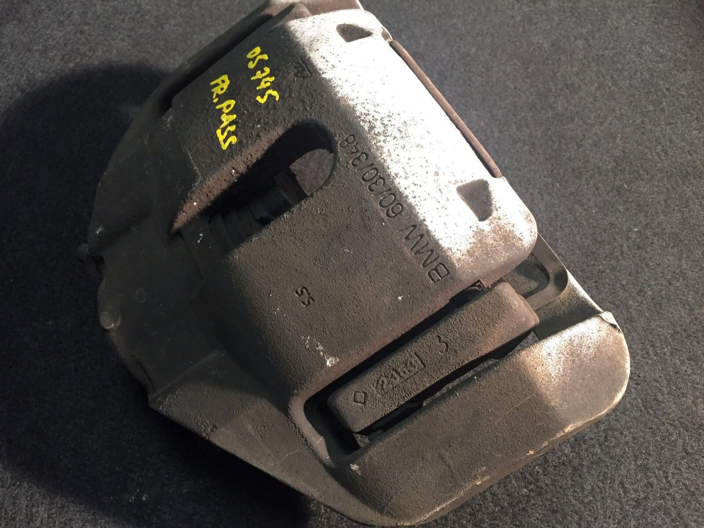 02 03 04 05 BMW 745i 745li E65 E66 Front Brake Caliper Right Passenger Side OEM