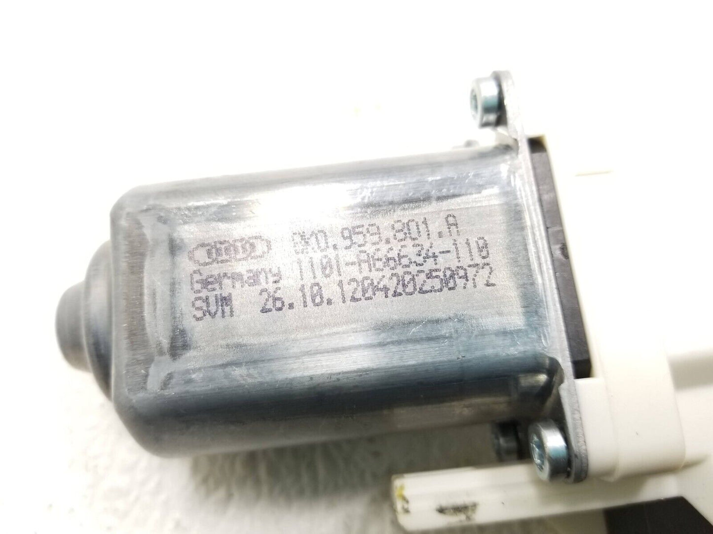 13 14 15 16 Audi A4 S4 Front Door Window Motor Left Driver Side OEM