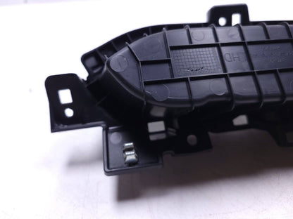 20 21 22 Hyundai Venue Upper Passenger Storage Tray 84779-k2000 OEM