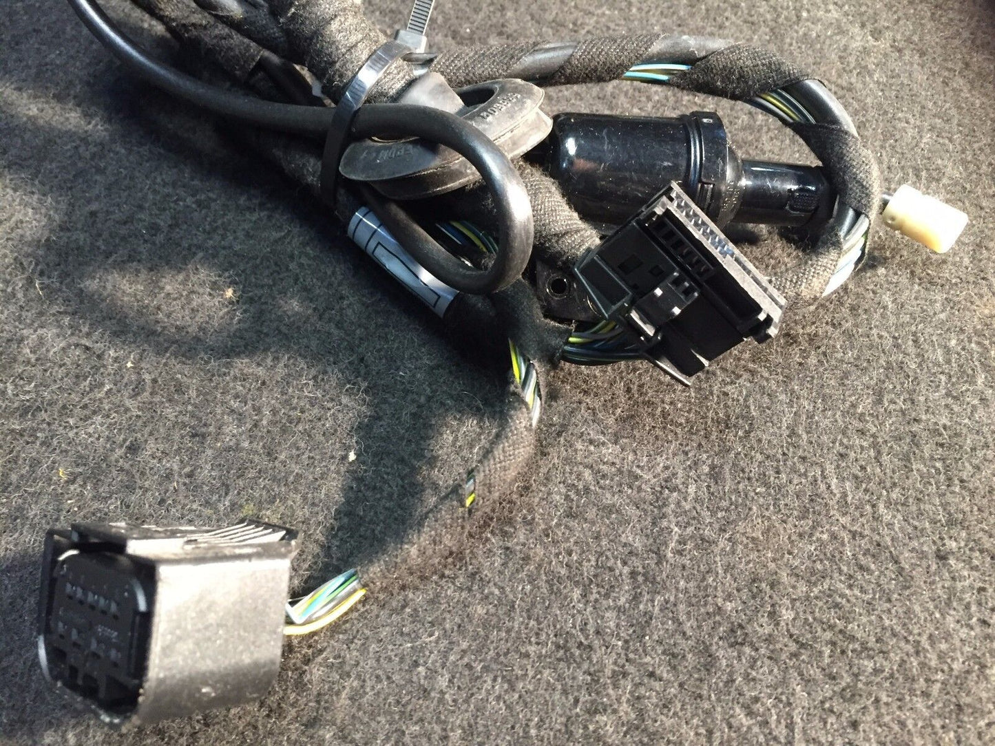 02 03 04 05 BMW 745i E65 Right Passenger Front Door Wire Harness 6934021 OEM