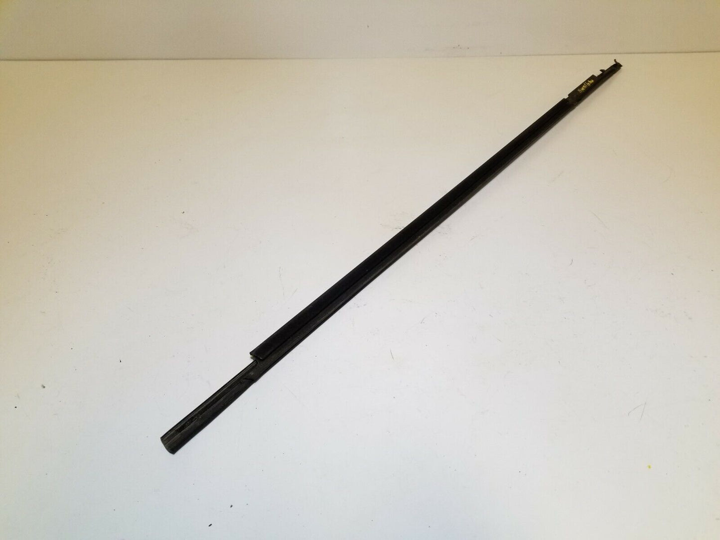 14 15 16 Subaru Forester Front Right Pass Door Window Belt Seal Molding OEM