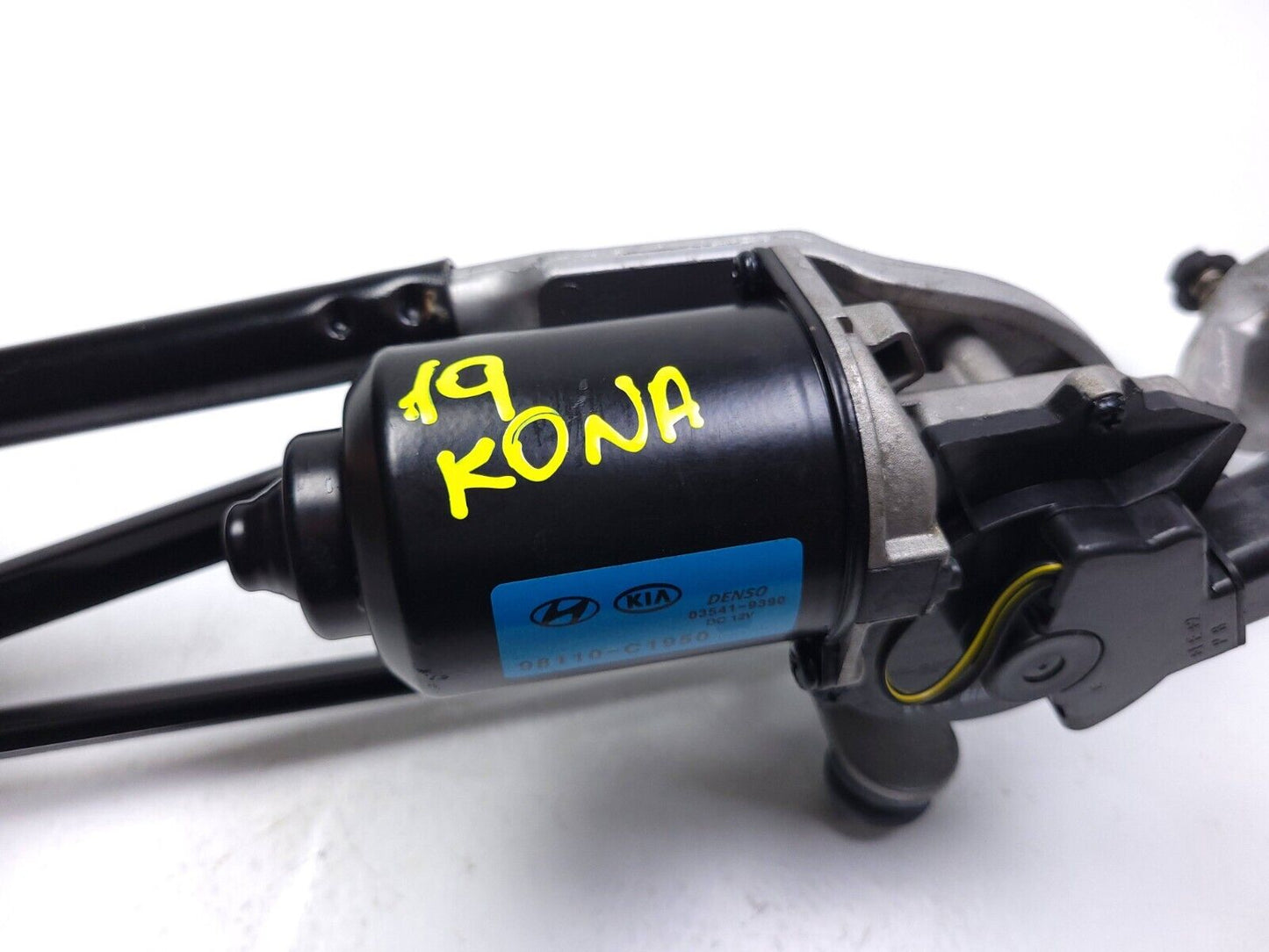 18-21 Hyundai Kona Windshield Wiper Motor W/ Linkage OEM 29k Miles