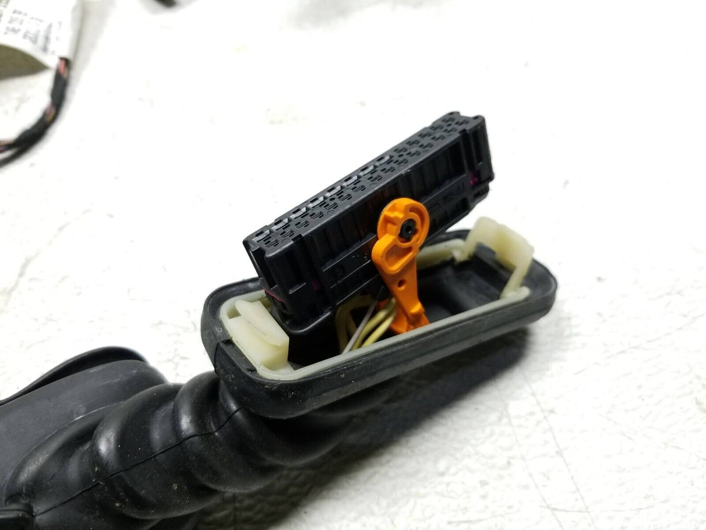 2011 - 2014 Porsche Cayenne Rear Left Driver Side Door Wire Harness OEM