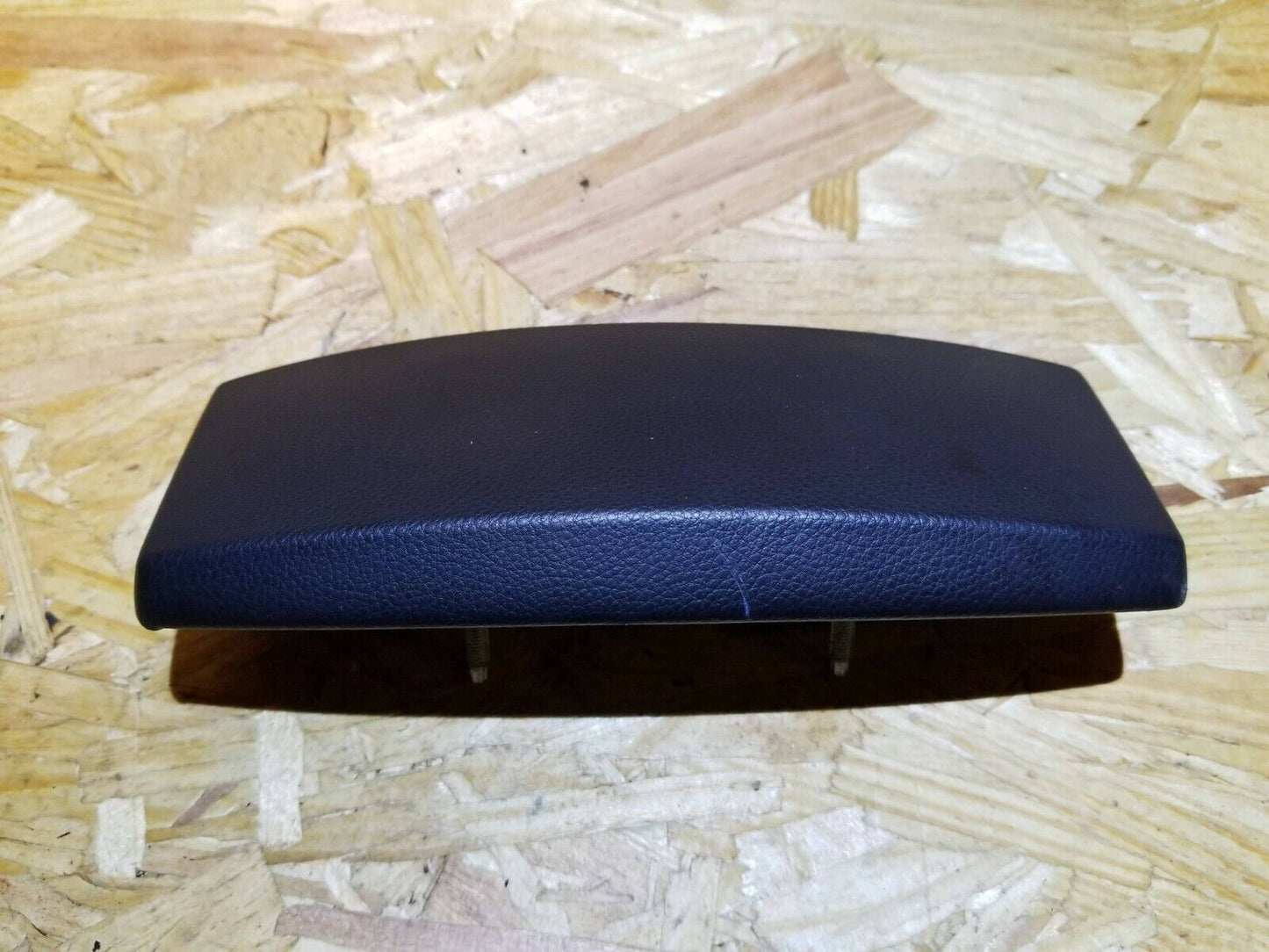 04 05 06 07 BMW 530xi E60 Center Console Arm Rest Armrest Rear Cover OEM