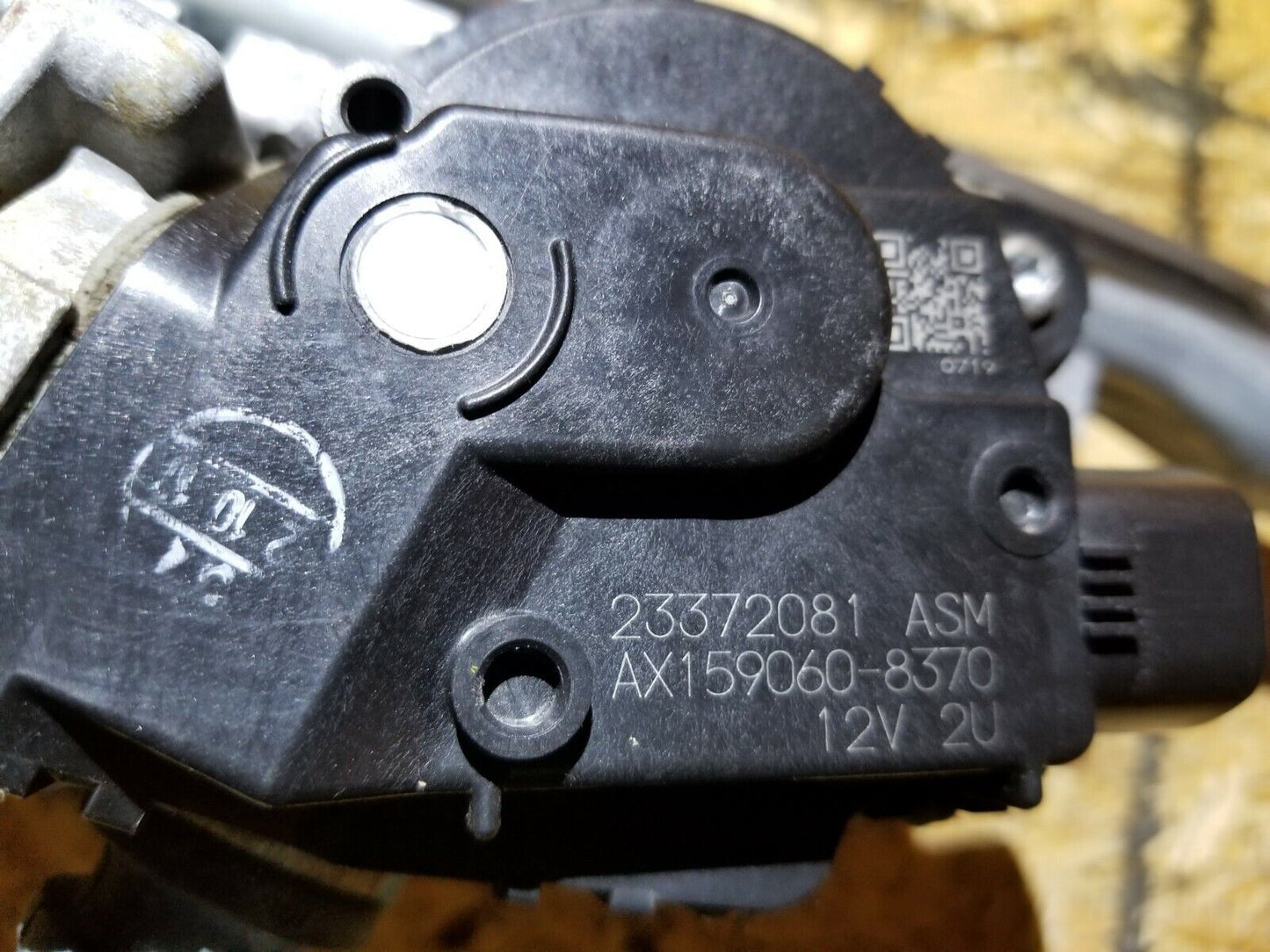 17 18 19 20 Cadillac Xt5 Windshield Wiper Motor W/ Linkage OEM 34k