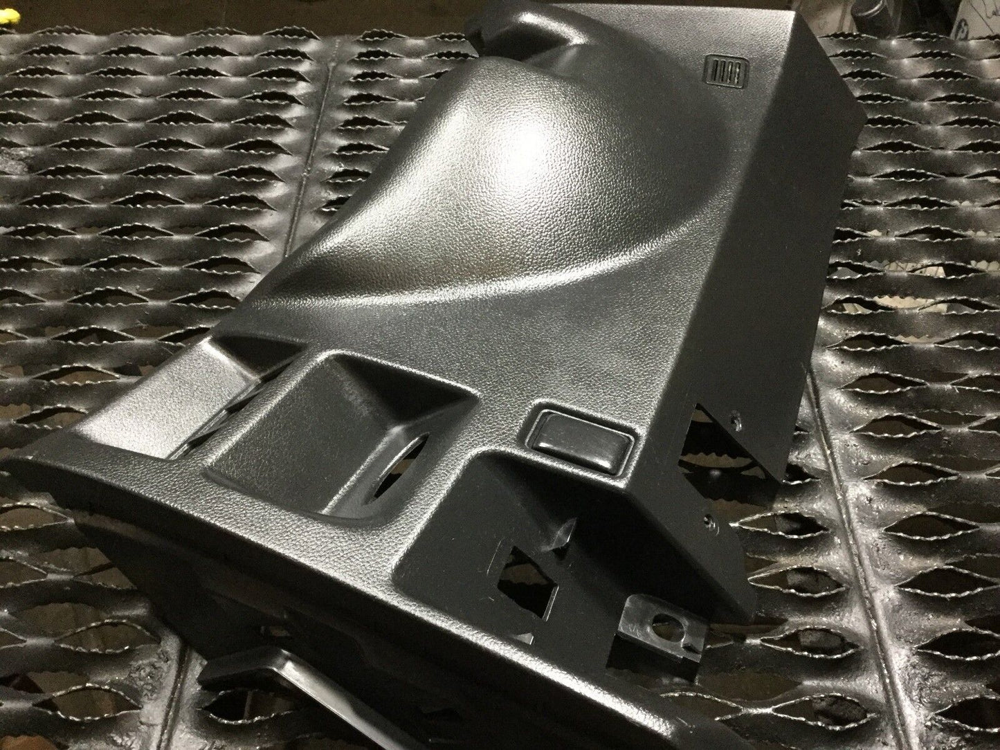 07 08 09 10 11 12 Infiniti G35 G37 Left Lower Under Dash Knee Panel Cover OEM