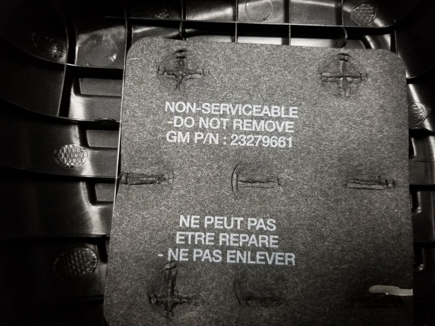 18 19 20 21 Chevrolet Equinox Maf Sensor W/ Cleaner Box OEM