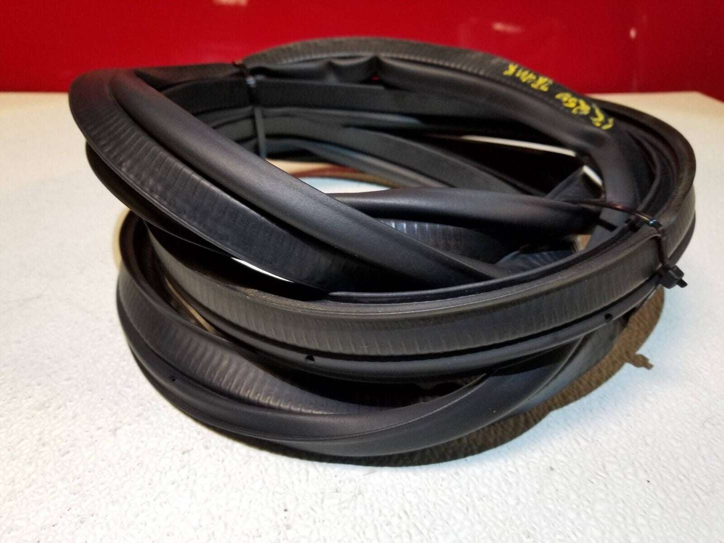 15 16 17 18 19 Infiniti Q50 Trunk Lid Wheatherstrip Seal OEM