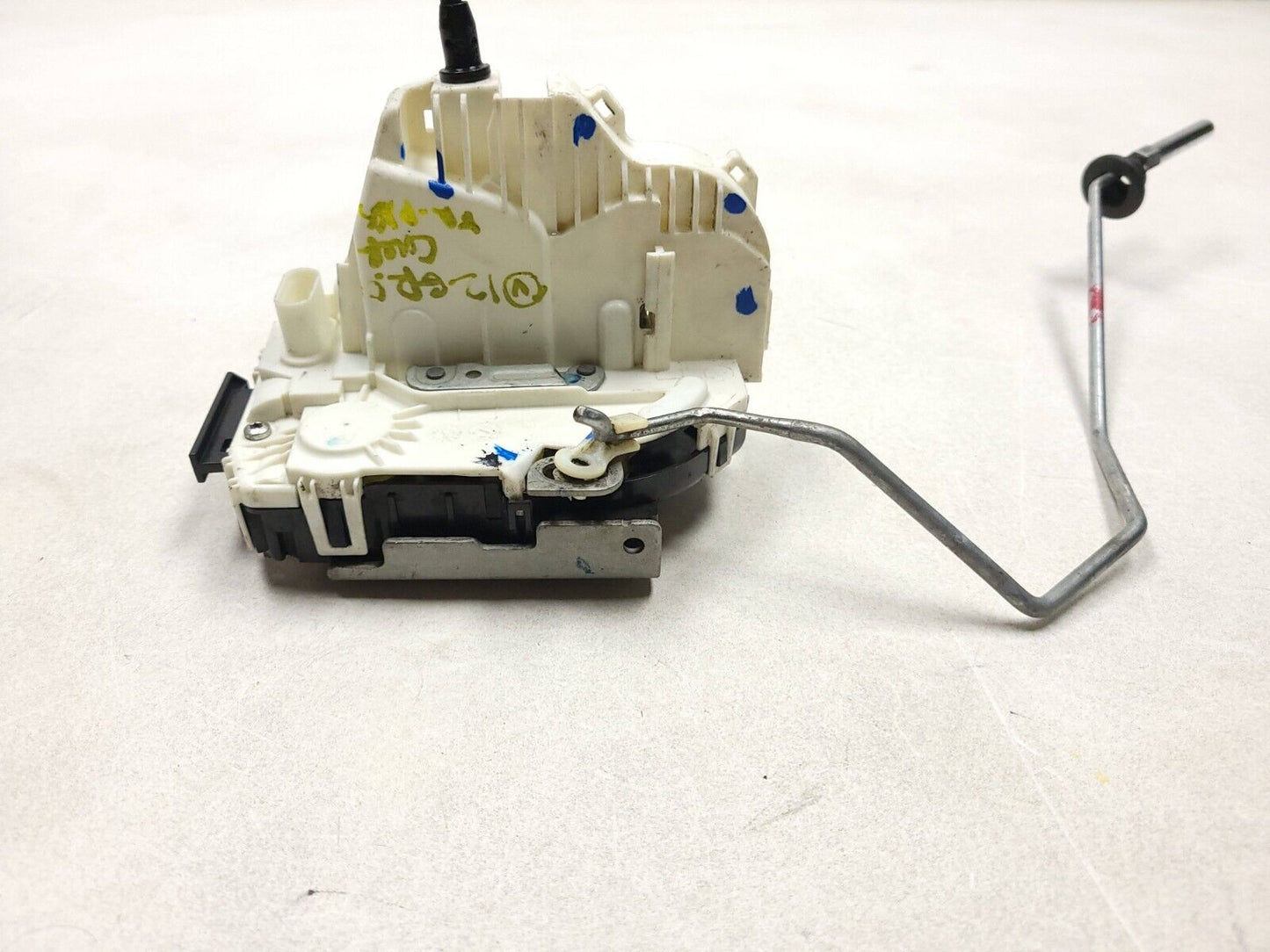 11-21 Grand Cherokee Door Lock Latch Actuator Front Right Passenger Side OEM
