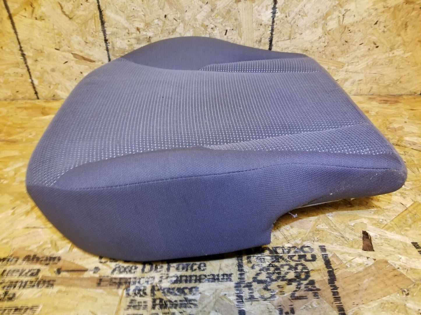 07 08 09 Hyundai Tucson Front Right Passenger Seat Lower Cushion OEM 89k