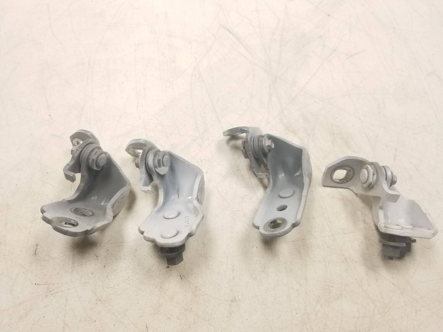 17 18 19 Ford Escape Door Hinge Front Rear Left Driver Side OEM **color Pnyw30**