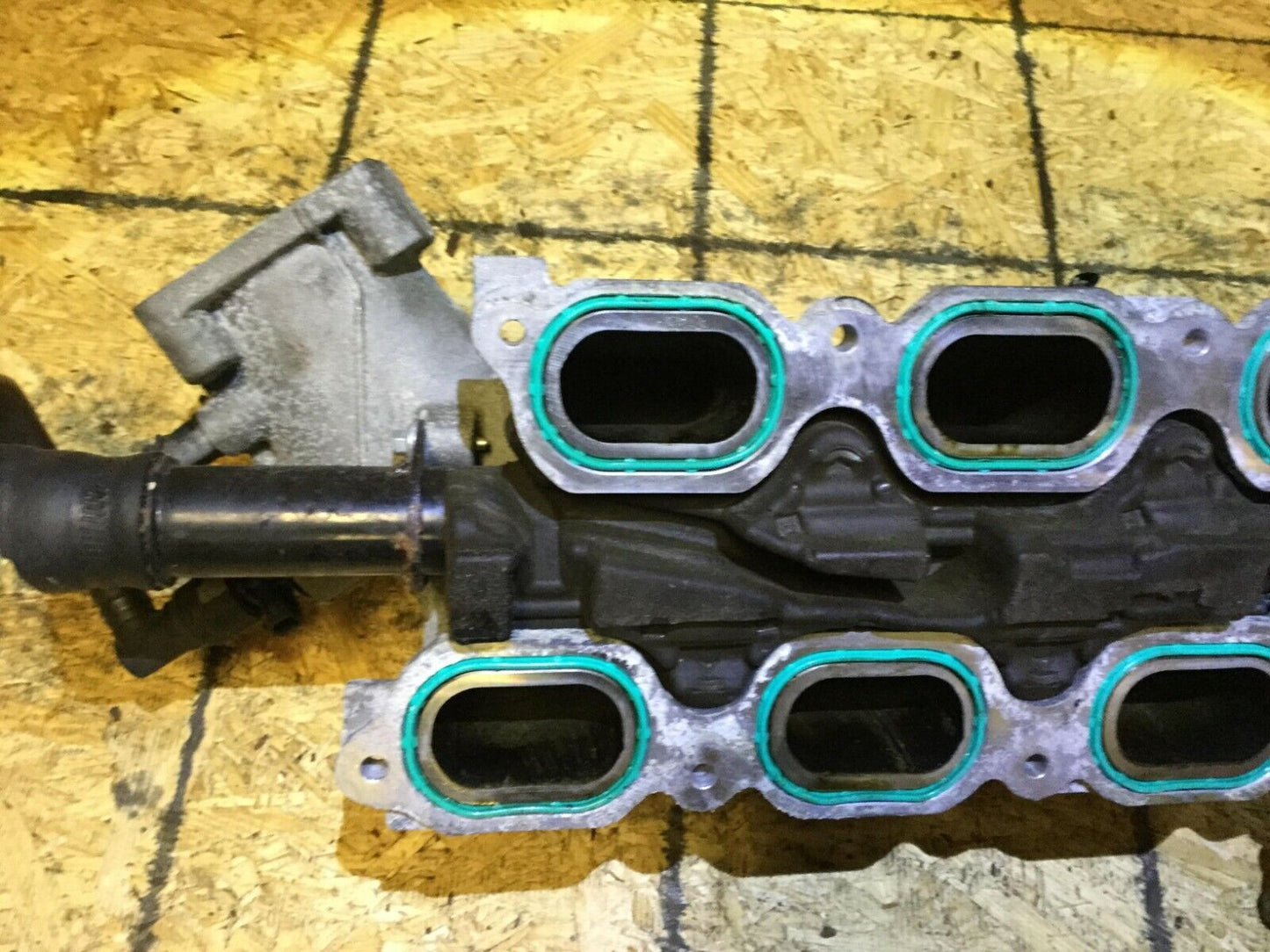 10 11 12 Lincoln MKT 3.5l Turbo Engine Intake Manifold OEM
