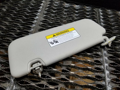 14 15 16 Kia Forte Sun Visor Right Passenger  OEM 27k