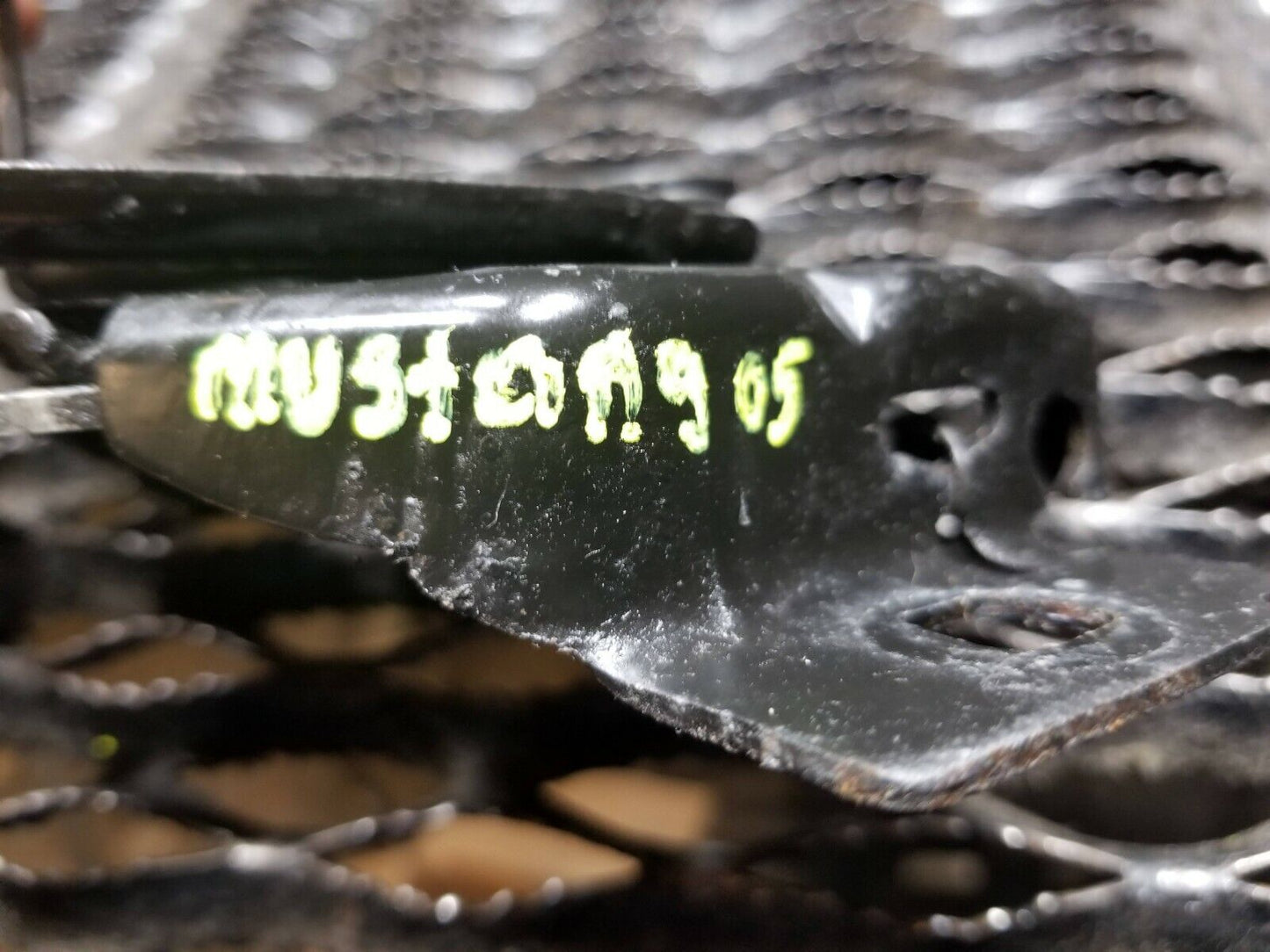 05 06 07 08 09 Ford Mustang Cabrio Hood Lock Latch Actuator OEM 44k