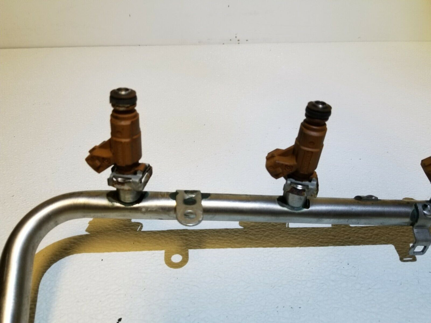 03 04 05 06 Mercedes CL500 Fuel Rail W/ Injectors OEM M113 5.0l