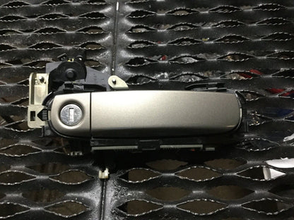 04 05 06 Audi A4 Front Left Driver Side Exterior Door Handle OEM