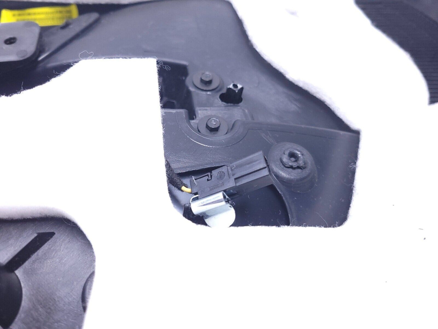 15 - 18 Dodge Challenger Front Door Trim Panel Left Driver Side OEM 87k