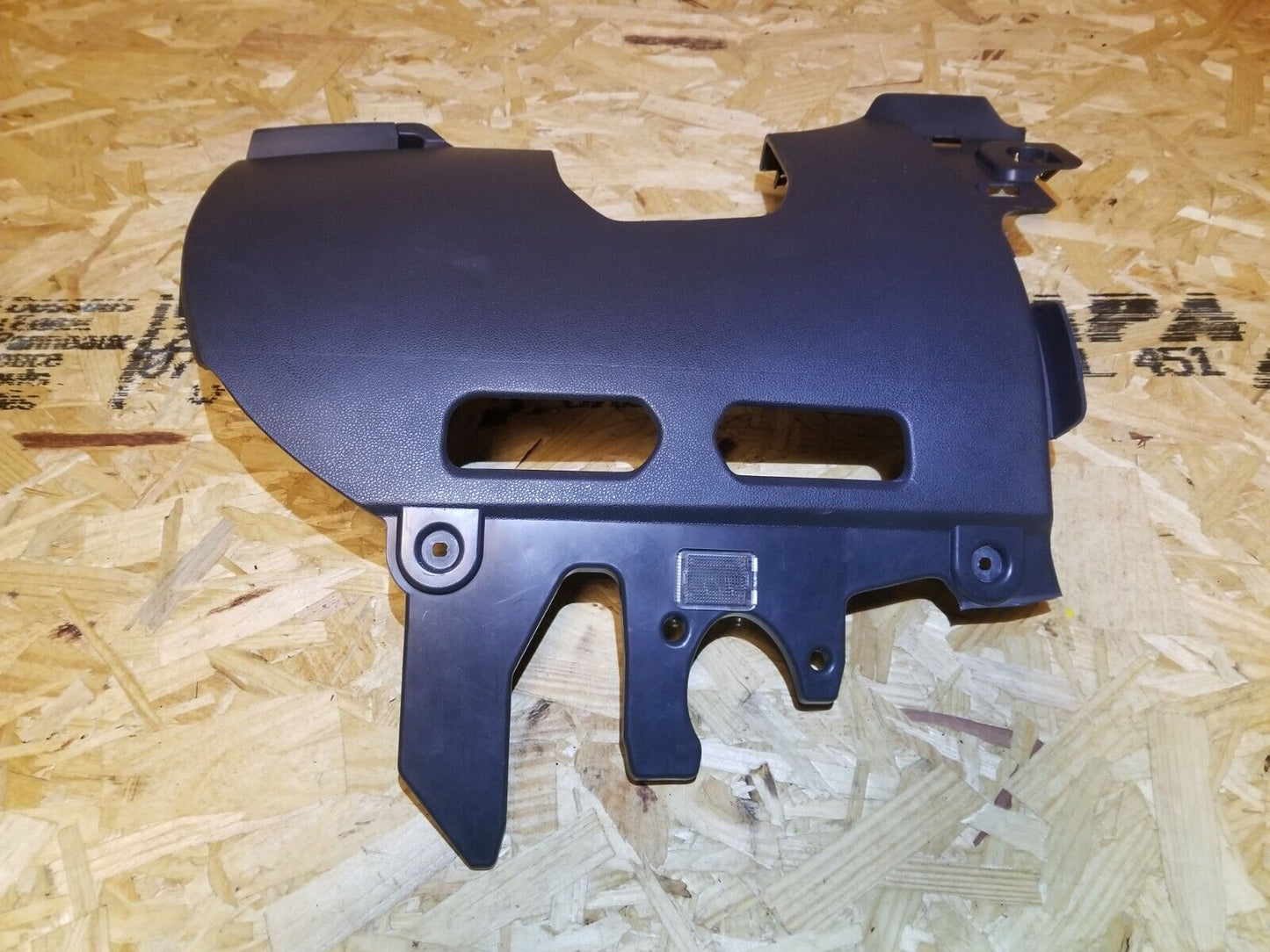 05 06 07 Volvo S40 Front Left Driver Dash Lower Cover Knee Panel OEM