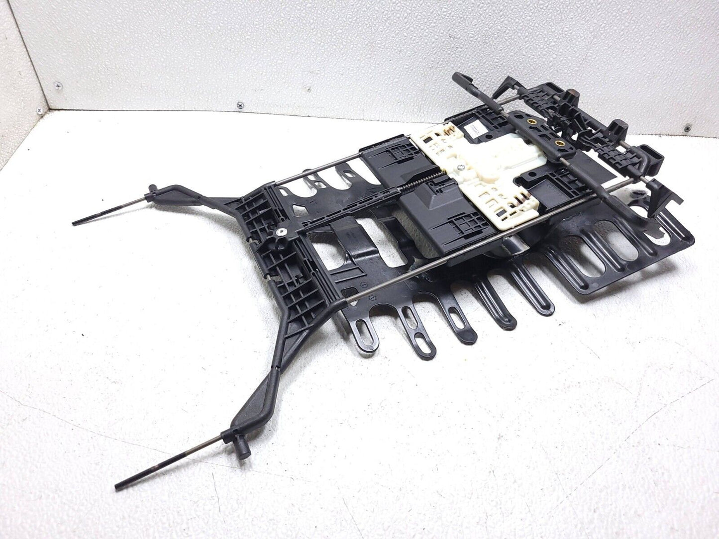 18 19 20 21 22 Honda Odyssey Front Driver Seat Lumbar Support Left OEM