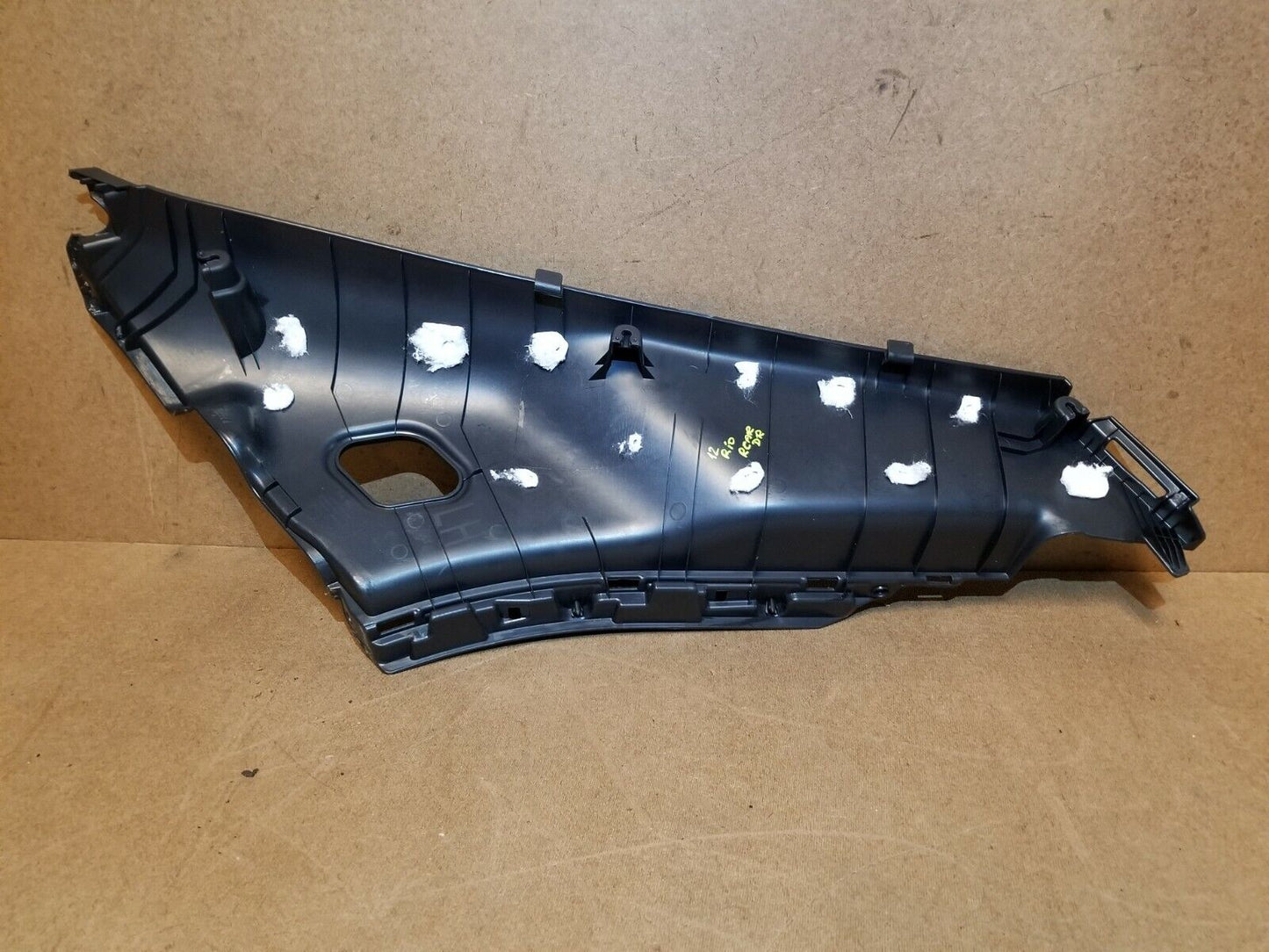12 13 14 15 Kia Rio Rear Left Driver Side C Pillar Lower Trim Panel Cover OEM