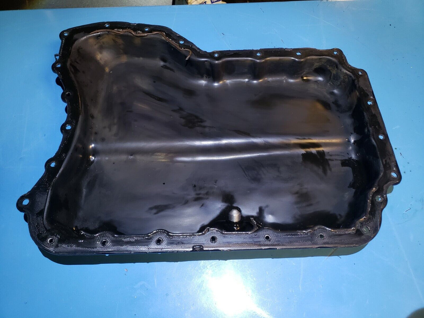 06 07 08 09 Volkswagen Golf Rabbit 2.5l  Lower  Engine Oil Pan OEM