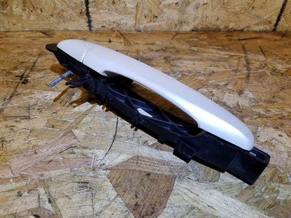 05 06 07 08 09 Cadillac SRX Rear Right  Passenger Side Exterior Door Handle OEM