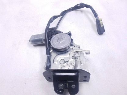 2017 - 2019 Lincoln MKT Rear Trunk Lid Lock Latch Actuator Motor OEM