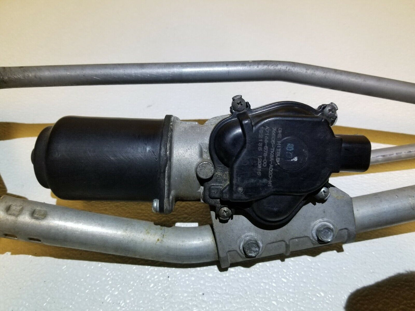 11 12 13 14 15 16 17 Honda Odyssey Windshield Wiper Motor W/ Linkage OEM