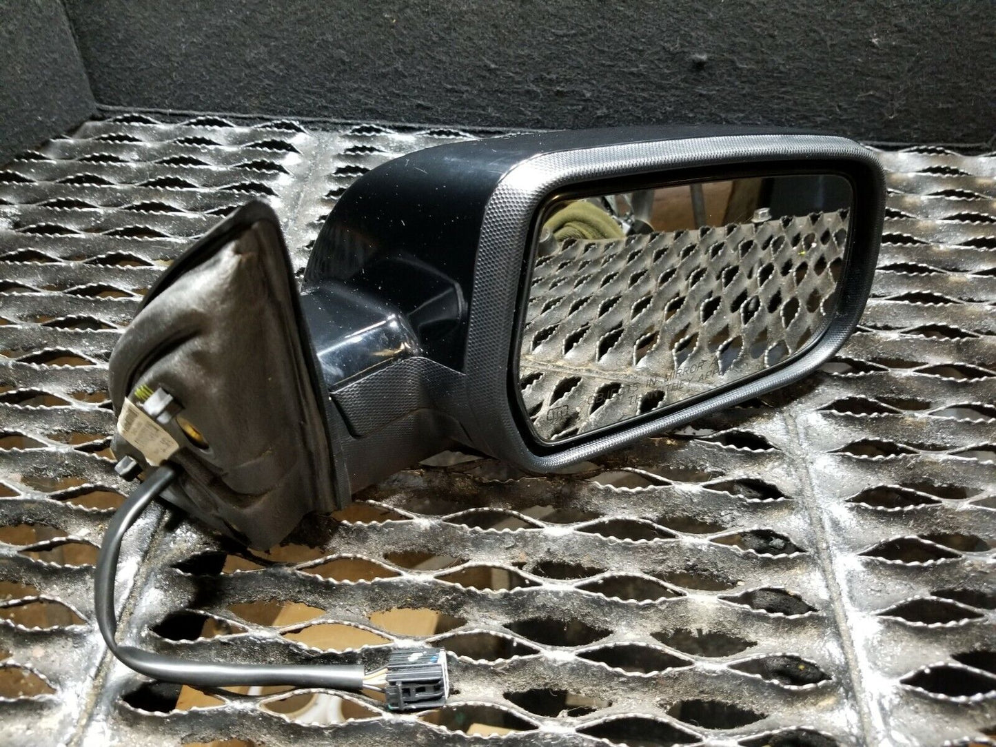 11 2011 Chevrolet Equinox Passenger Right Door Side View Mirror OEM #116