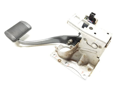2012 - 2020 Dodge Journey 2.4l At Brake Pedal OEM