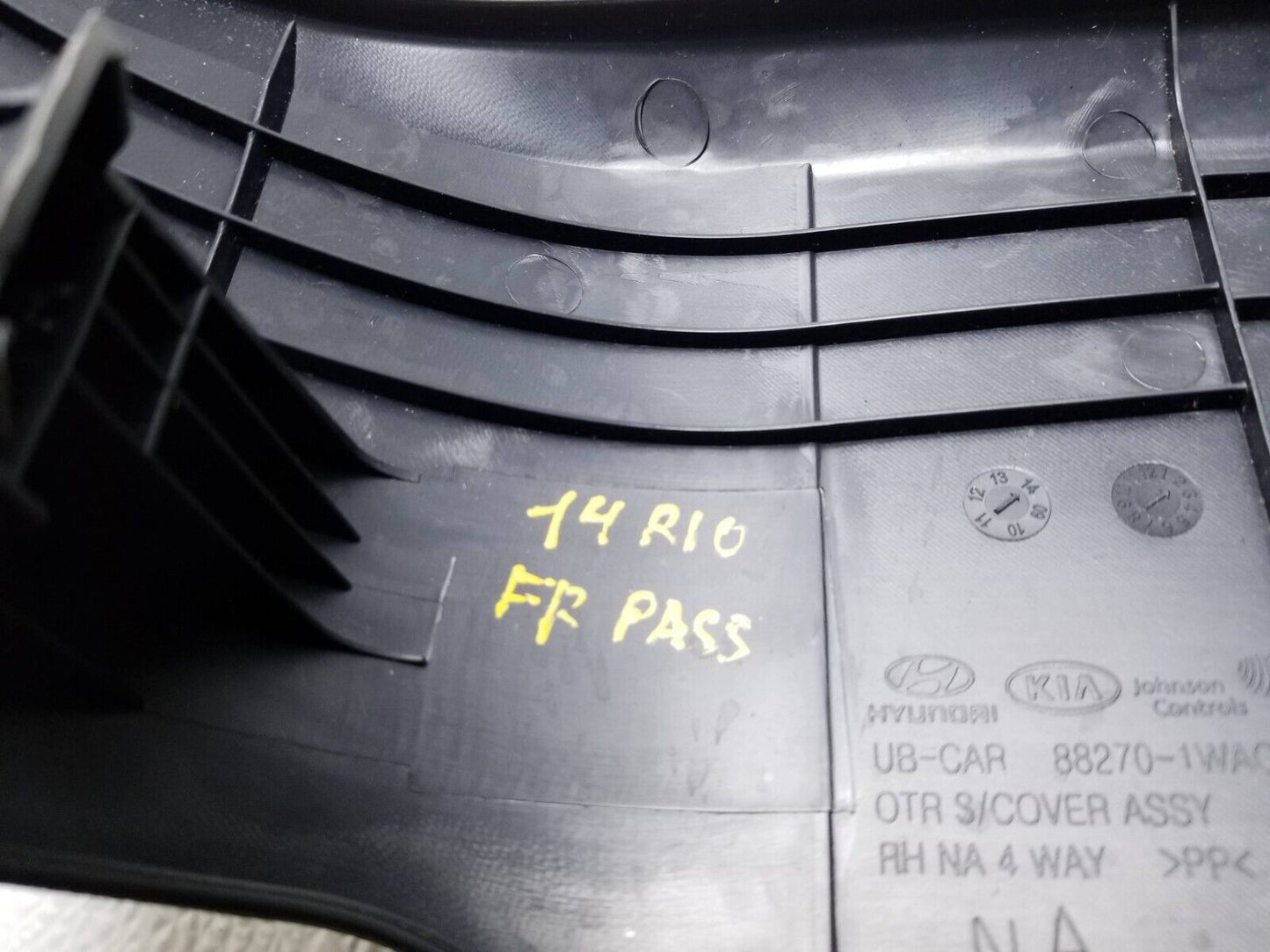 12 13 14 15 Kia Rio Front Right Passenger Seat Side Trim Cover OEM