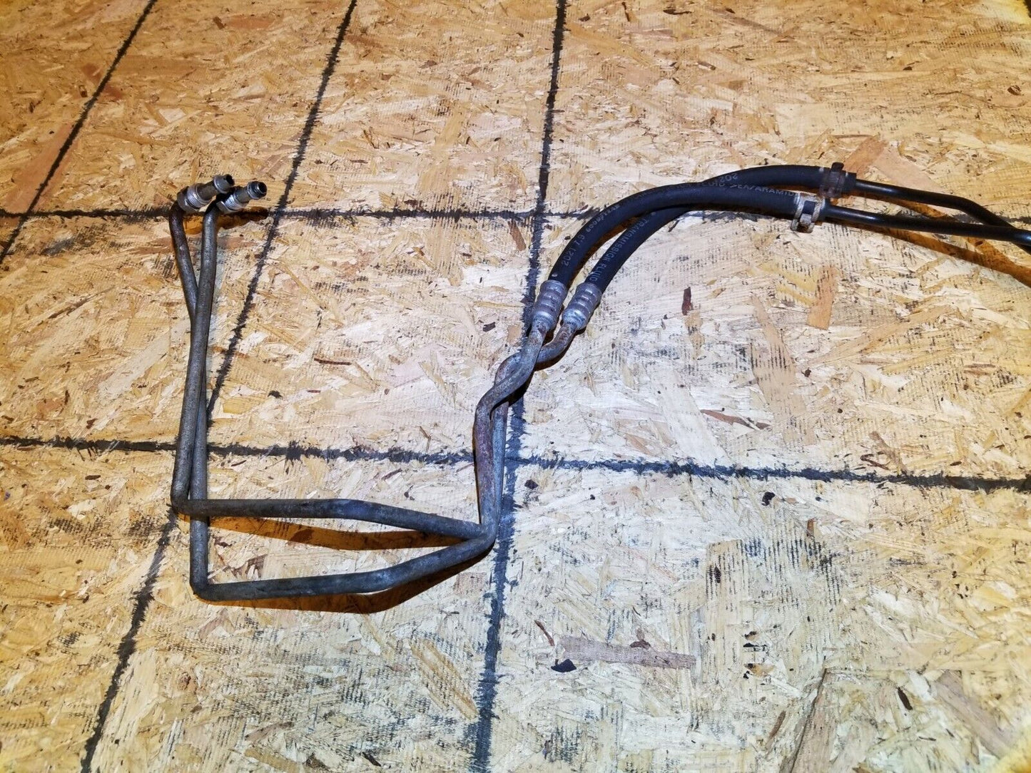07 08 09 10 11 Lincoln Town Car Power Steering High Pressure Hose Pipe OEM 65k