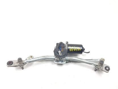 2010 - 2015 Hyundai Tucson Windshield Wiper Motor W/ Linkage OEM