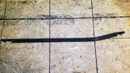 10 11 12 Lincoln MKT Rear Right Pass Door Window Weatherstrip Belt Seal OEM