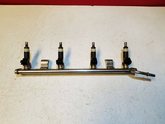13 14 15 16 Jeep Compass 2.4l Fuel Rail W/ Injectors OEM
