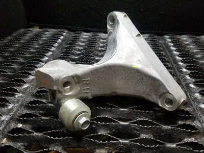 15 16 17 Subaru Legacy 2.5l Engine Mount Bracket Right Pass Side OEM 10k