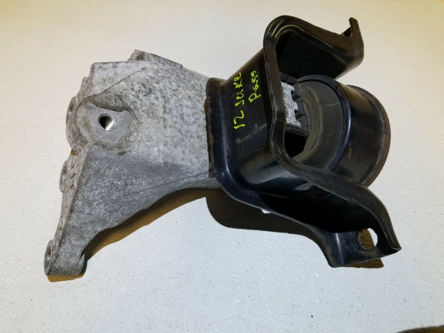 11 12 13 14 Nissan Juke Engine Mount Pass Side OEM