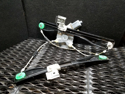 08 09 10 11 12 Chevy Malibu Front Right Pass Door Window Regulator W/ Motor OEM